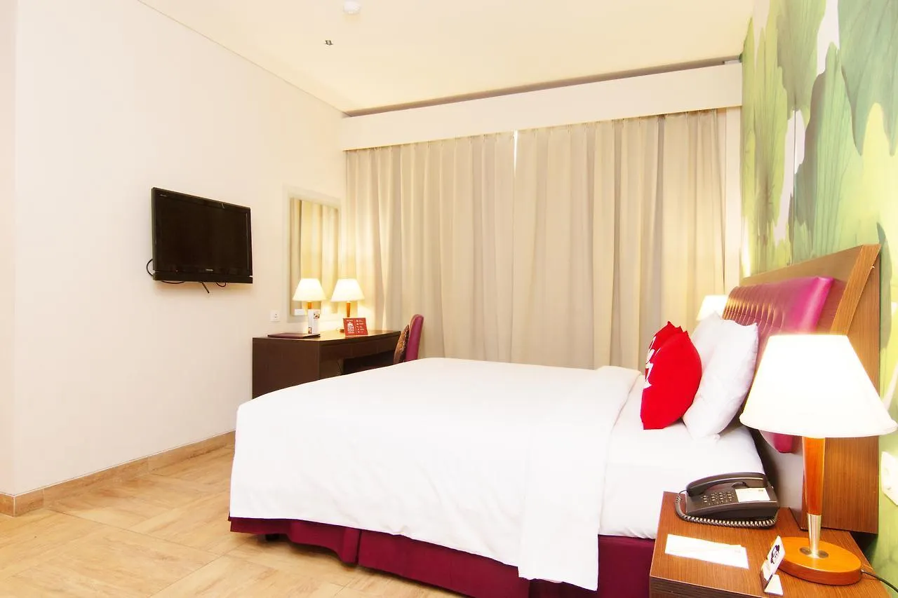 Hotel Zen Rooms Kuta Central Park 1